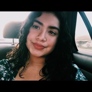 Meet your Posher, Mariana